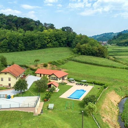 Ruralna Kuca 'Villa Zagorka' Za Odmor Sa Bazenom I Bocalistem Donja Pacetina Kültér fotó