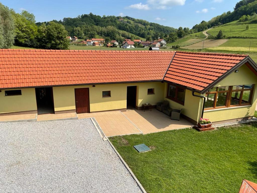 Ruralna Kuca 'Villa Zagorka' Za Odmor Sa Bazenom I Bocalistem Donja Pacetina Kültér fotó