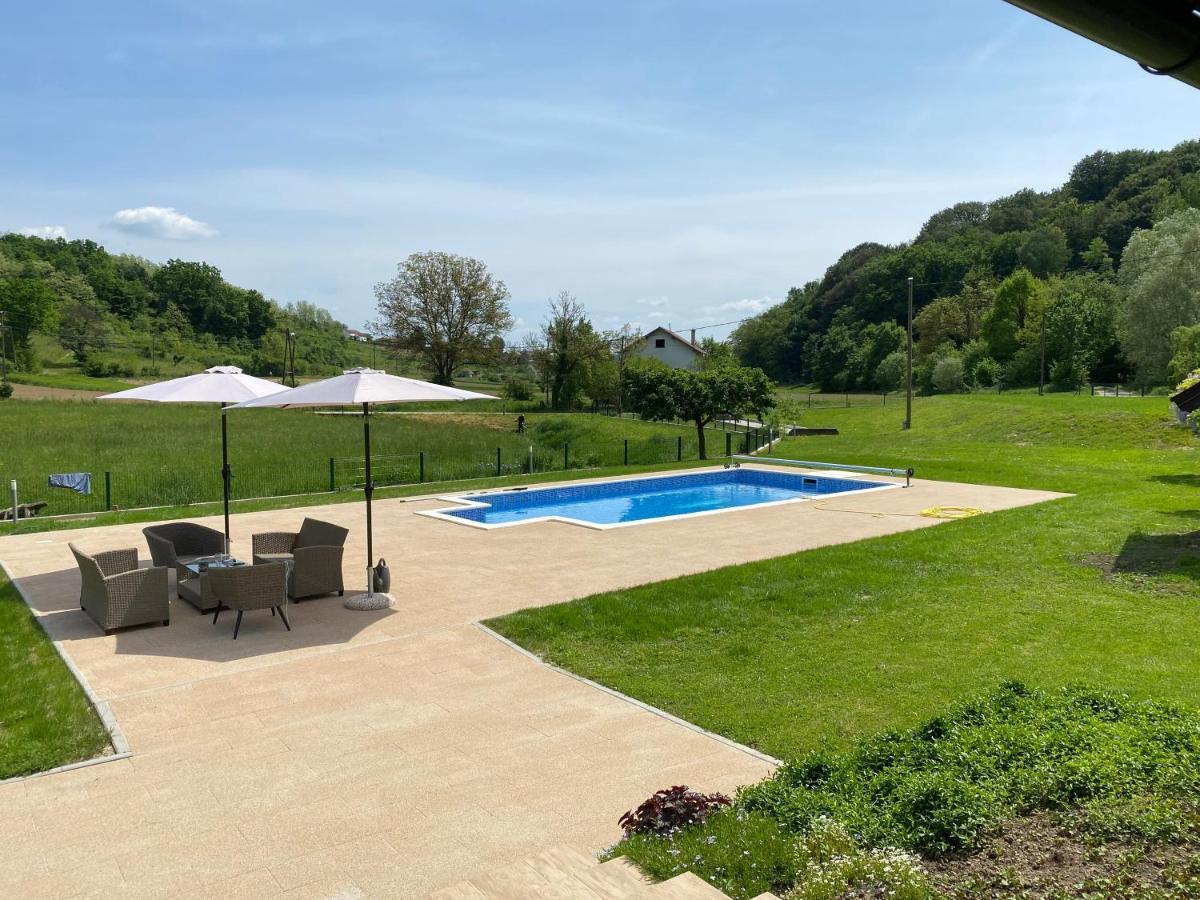 Ruralna Kuca 'Villa Zagorka' Za Odmor Sa Bazenom I Bocalistem Donja Pacetina Kültér fotó