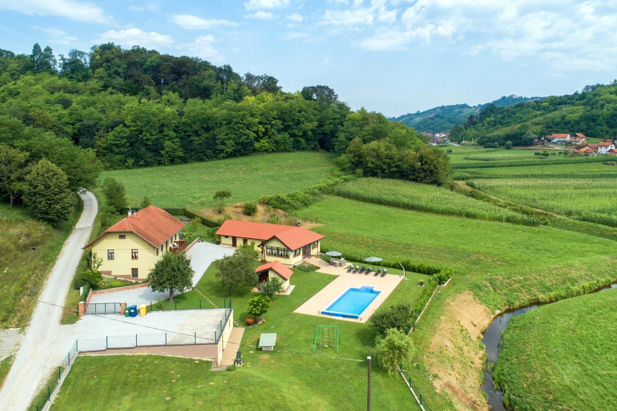 Ruralna Kuca 'Villa Zagorka' Za Odmor Sa Bazenom I Bocalistem Donja Pacetina Kültér fotó